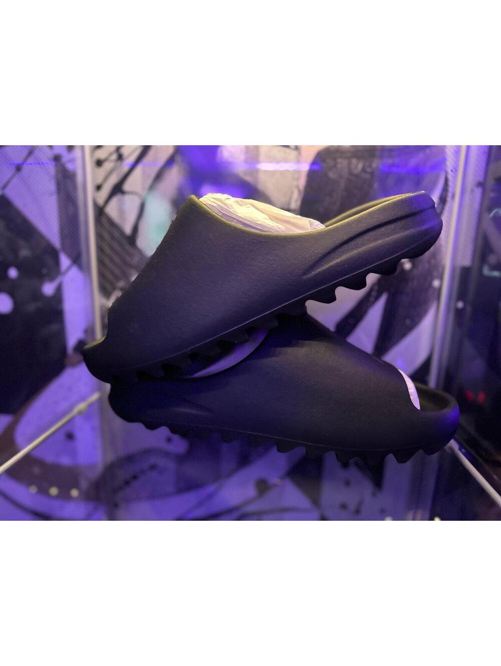 YZY Yeezy Slides Black YS-01 SIZE:13 NEVER WORN